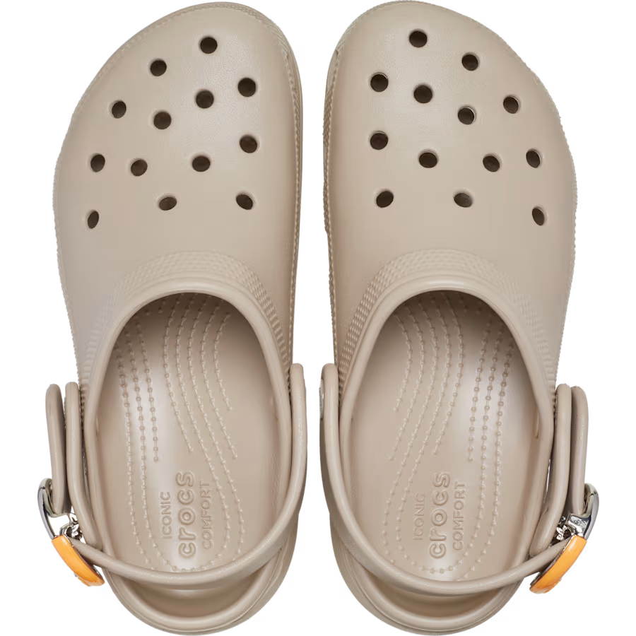 Classic Platform Dipped Buckle Clog