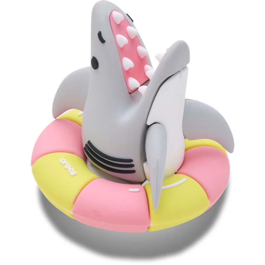 3D Swimming Shark