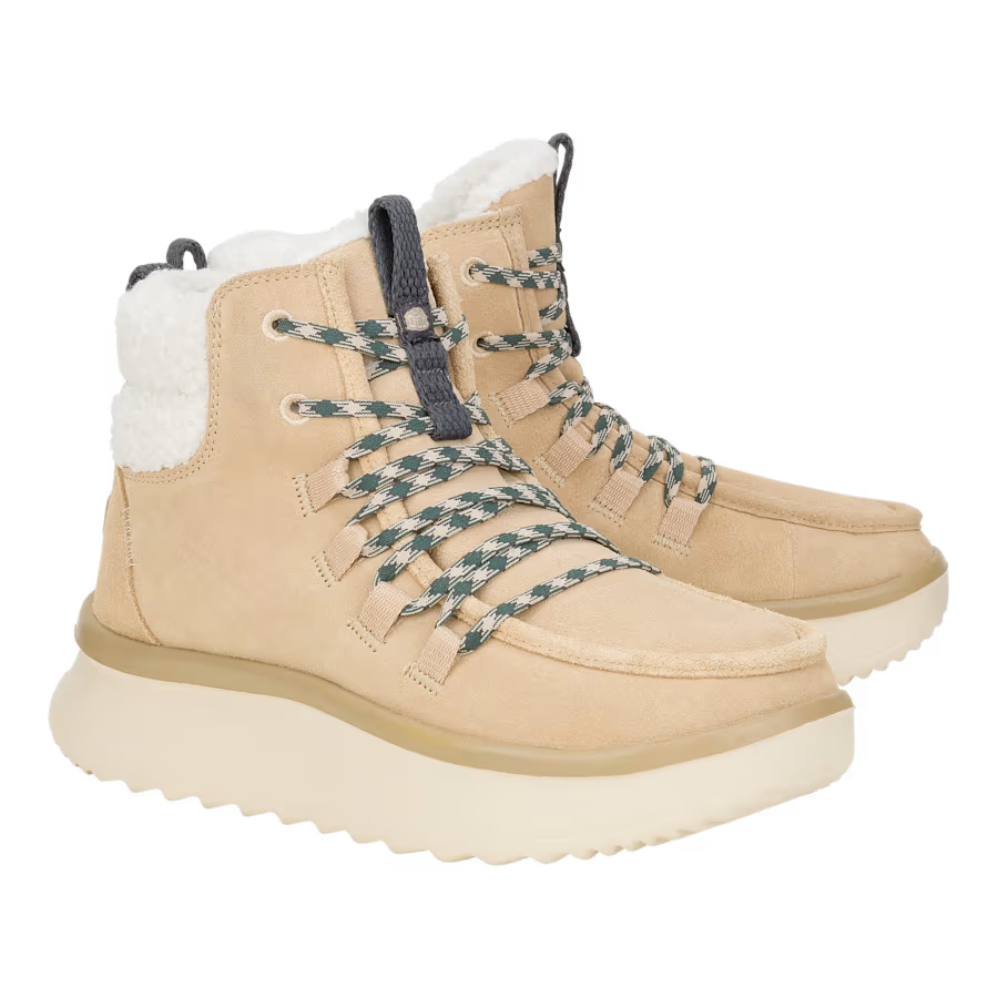 Wendy Peak Apres Suede Cozy