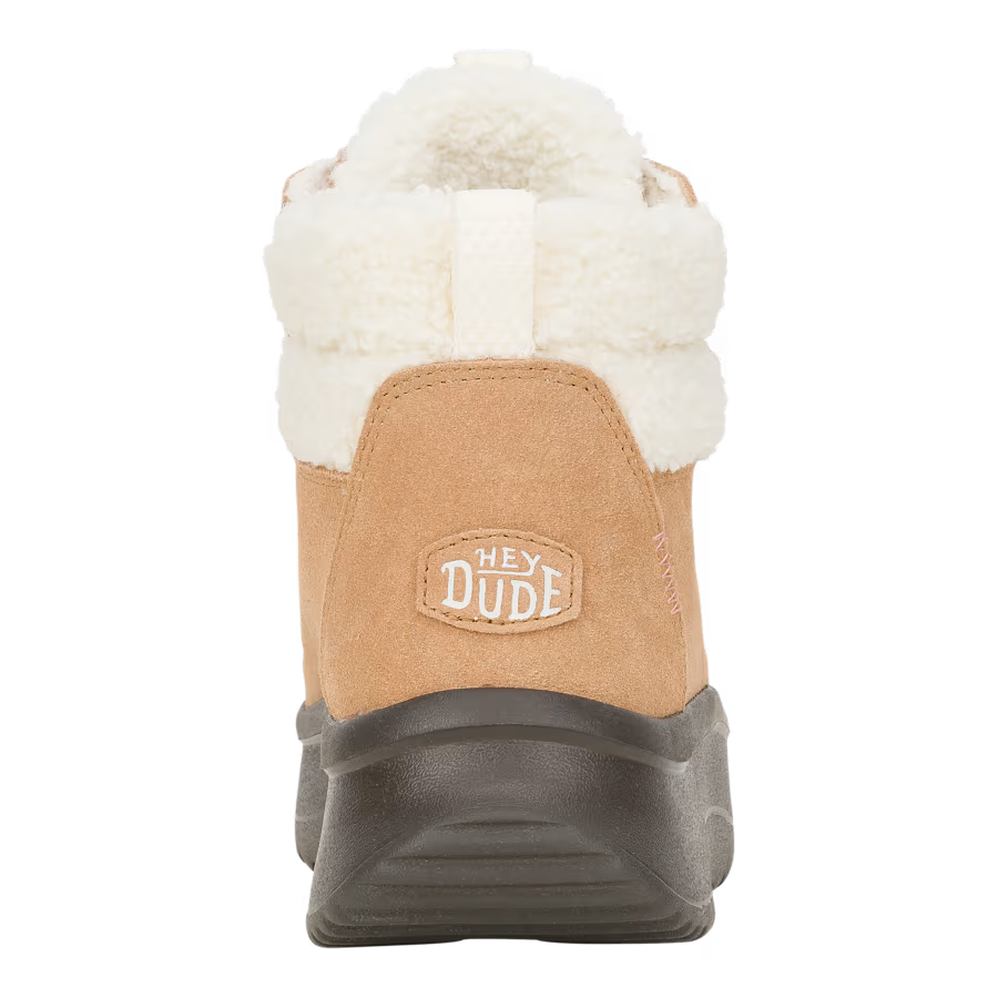 Wendy Peak Apres Suede Cozy
