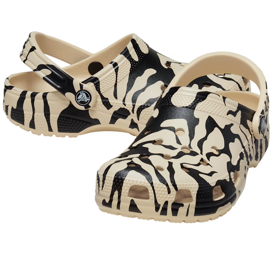 Classic Woodcut Floral Clog