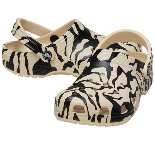 Classic Woodcut Floral Clog