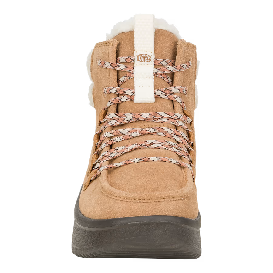 Wendy Peak Apres Suede Cozy