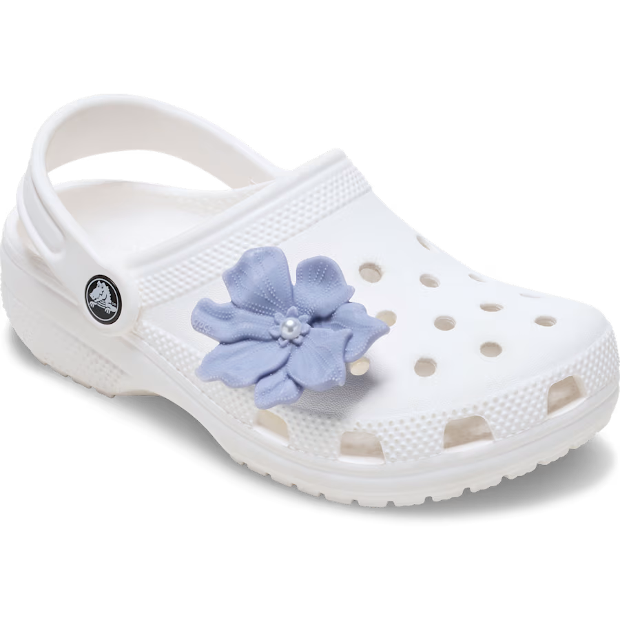 Periwinkle Flower with Pearl